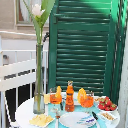Libeccio House & Zefiro House Apartment *